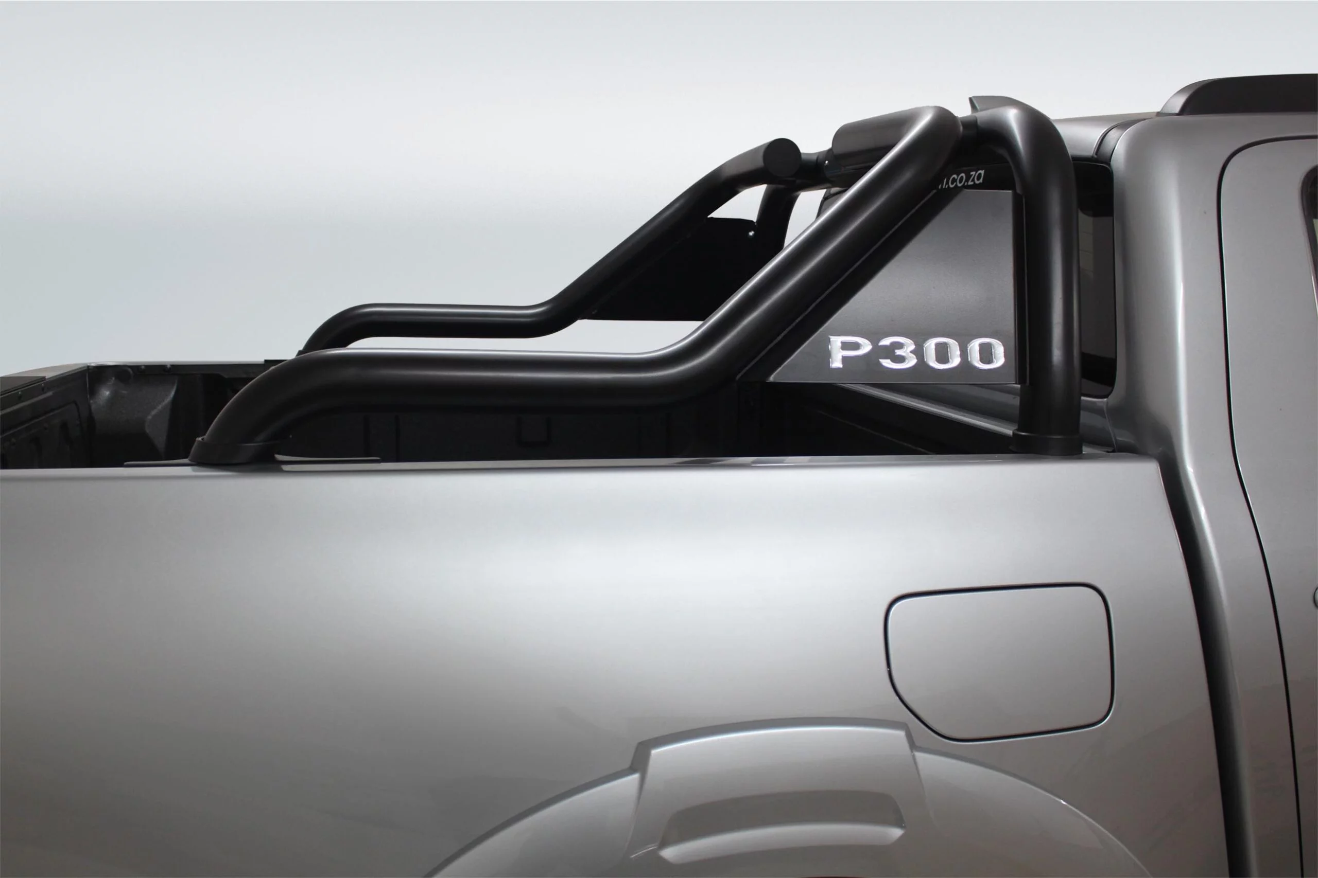 Artav GWM P300 Sweep Back Sports Bar – Double Cab