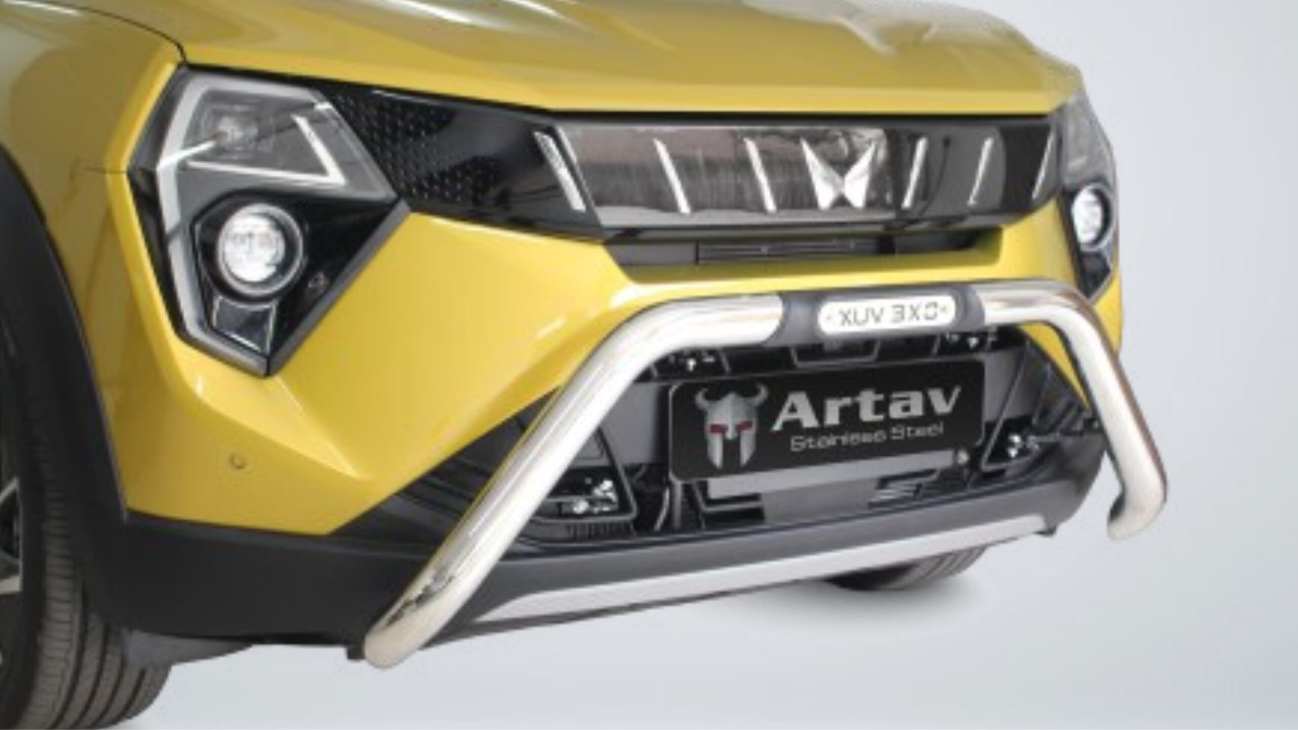 Artav Mahindra XUV 3X0 Nudge Bar